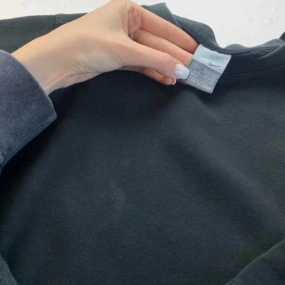 Vintage Nike Basic sweatshirt Black Small. - Picture 4 of 4